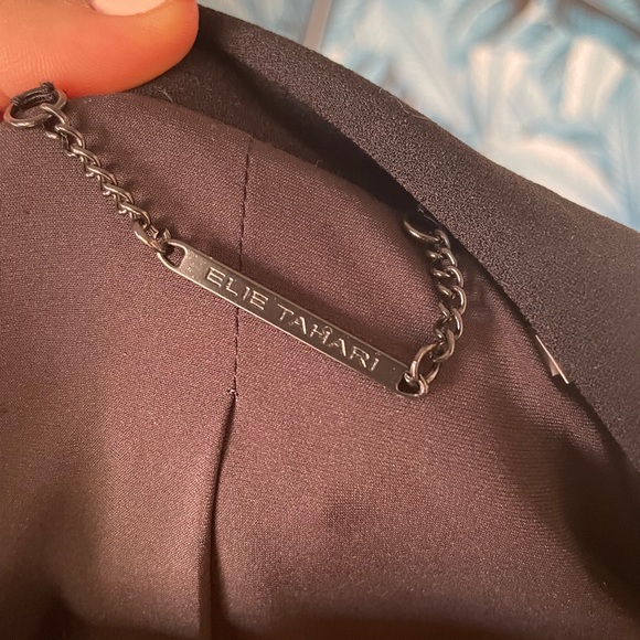 NWOT! Elie Tahari Siyah Ruffled Lapel Blazer - Picture 6 of 8